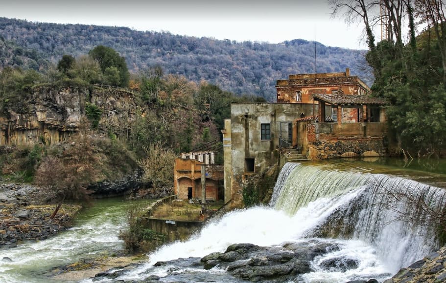 salt del molí fondo a la garrotxa