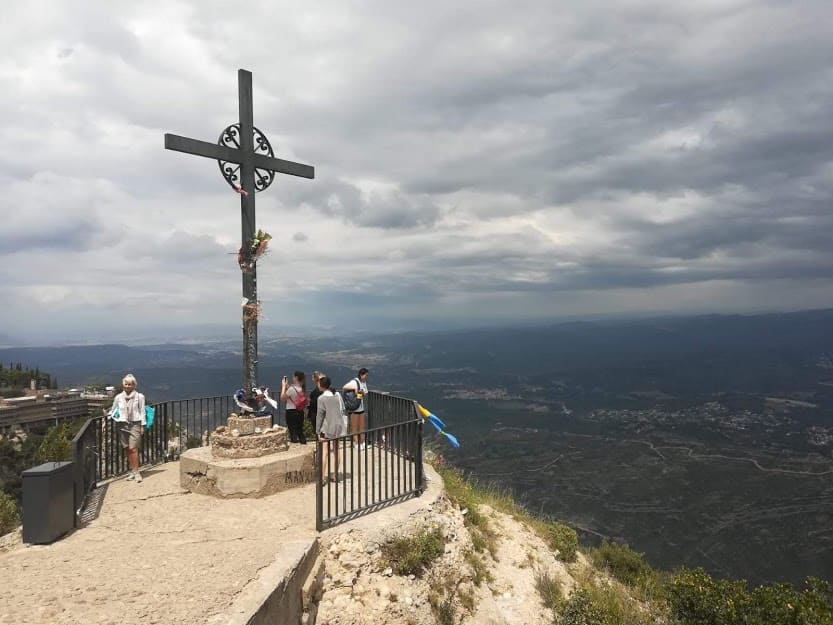 creu de sant miquel de montserrat
